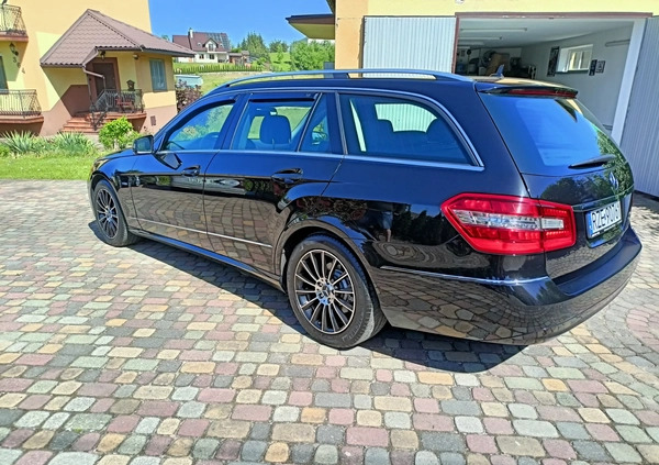 Mercedes-Benz Klasa E cena 62000 przebieg: 223000, rok produkcji 2009 z Torzym małe 529